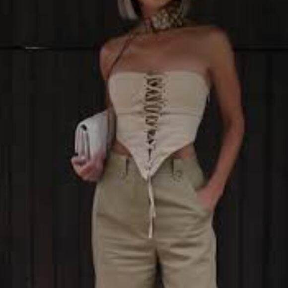 Superdown Beige Lace Up Bustier Top MEDIUM Strapless Steampunk Fairy Ashlyn NEW - Picture 8 of 8